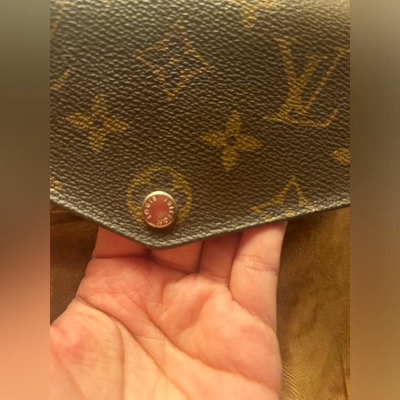 Authentic Louis Vuitton Portefeuille Sarah Wallet - Picture 6 of 17